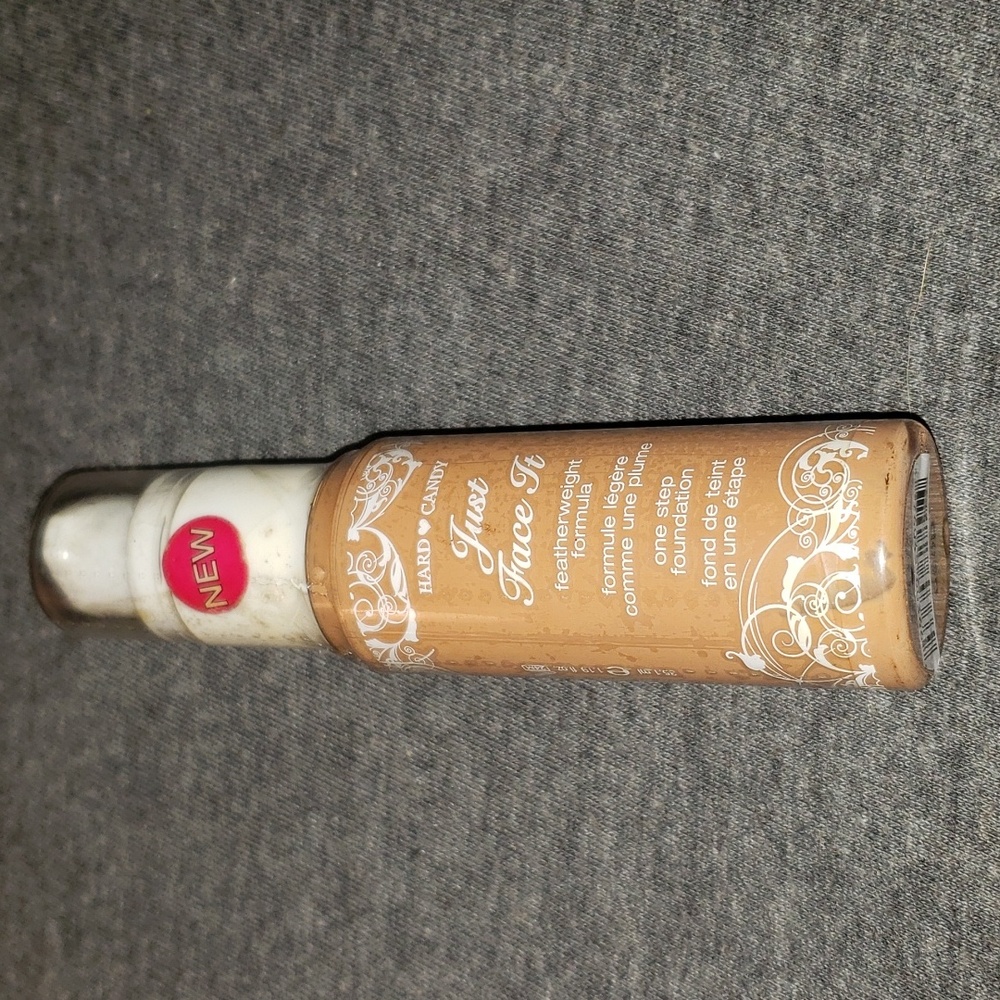 Hard Candy Just Face it foundation